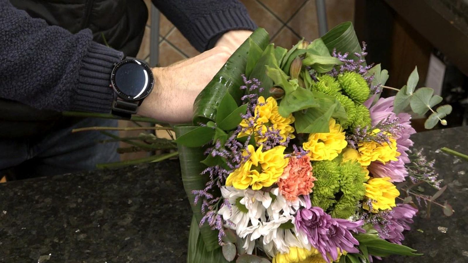 Les floristeries de Castelló de la Plana ultimen els detalls per a l'Ofrena de la Magdalena