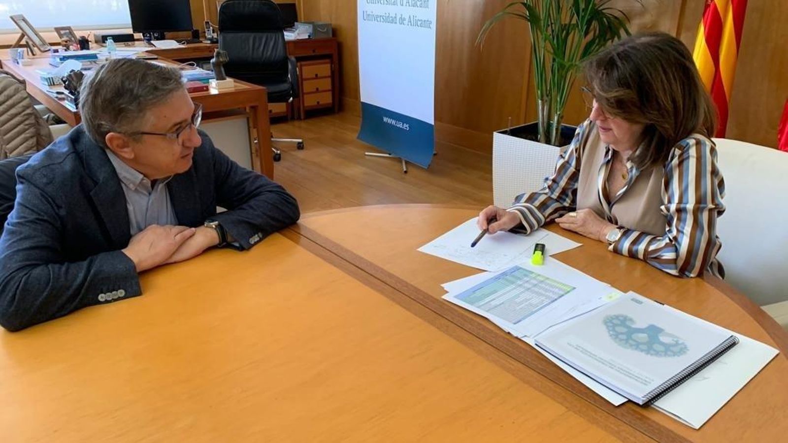 Navarro amb el conseller d'Educació, José Antonio Rovira, en una imatge d'arxiu