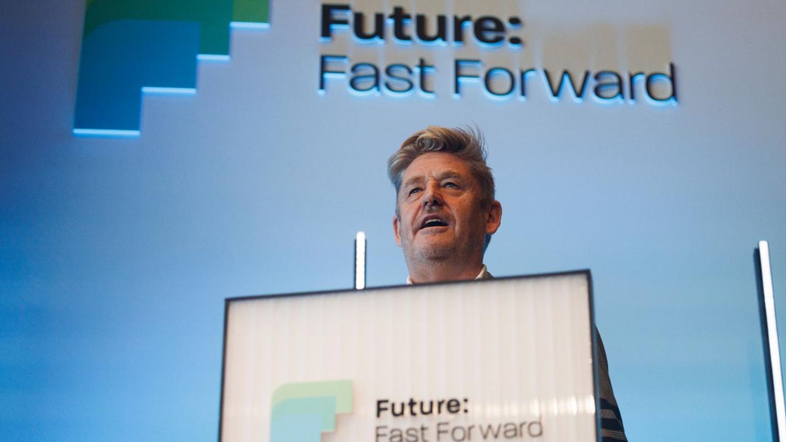 El president de SEAT i CUPRA, Wayne Griffiths, durant la presentació del projecte 'Future Fast Forward'