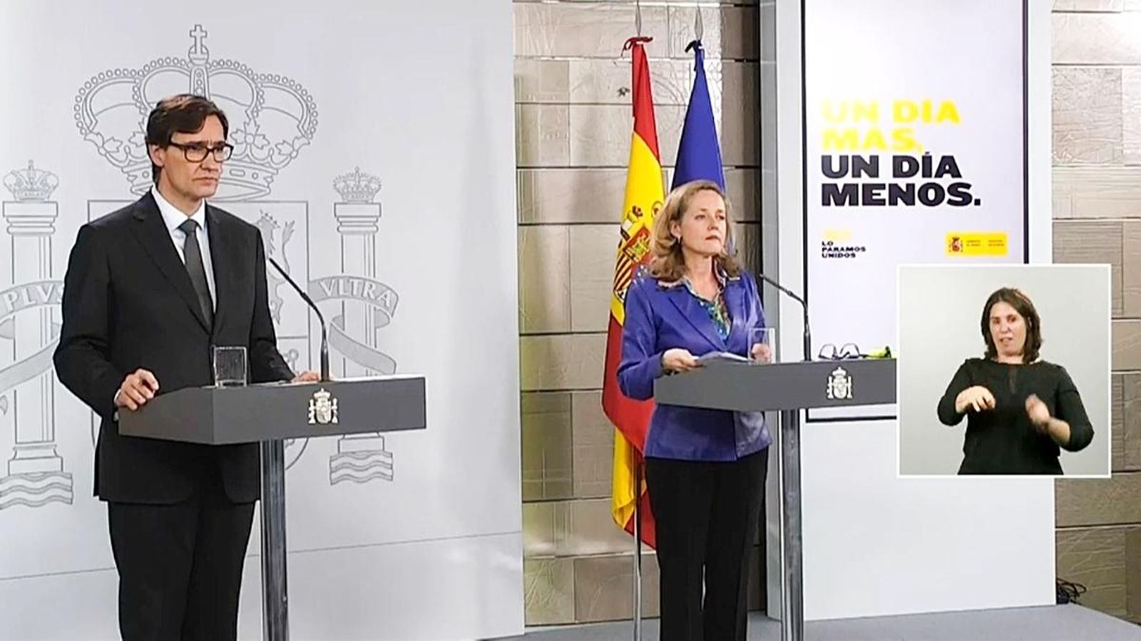 Imatge de la compareixença conjunta del ministre de Sanitat i la ministra d'Afers Econòmics