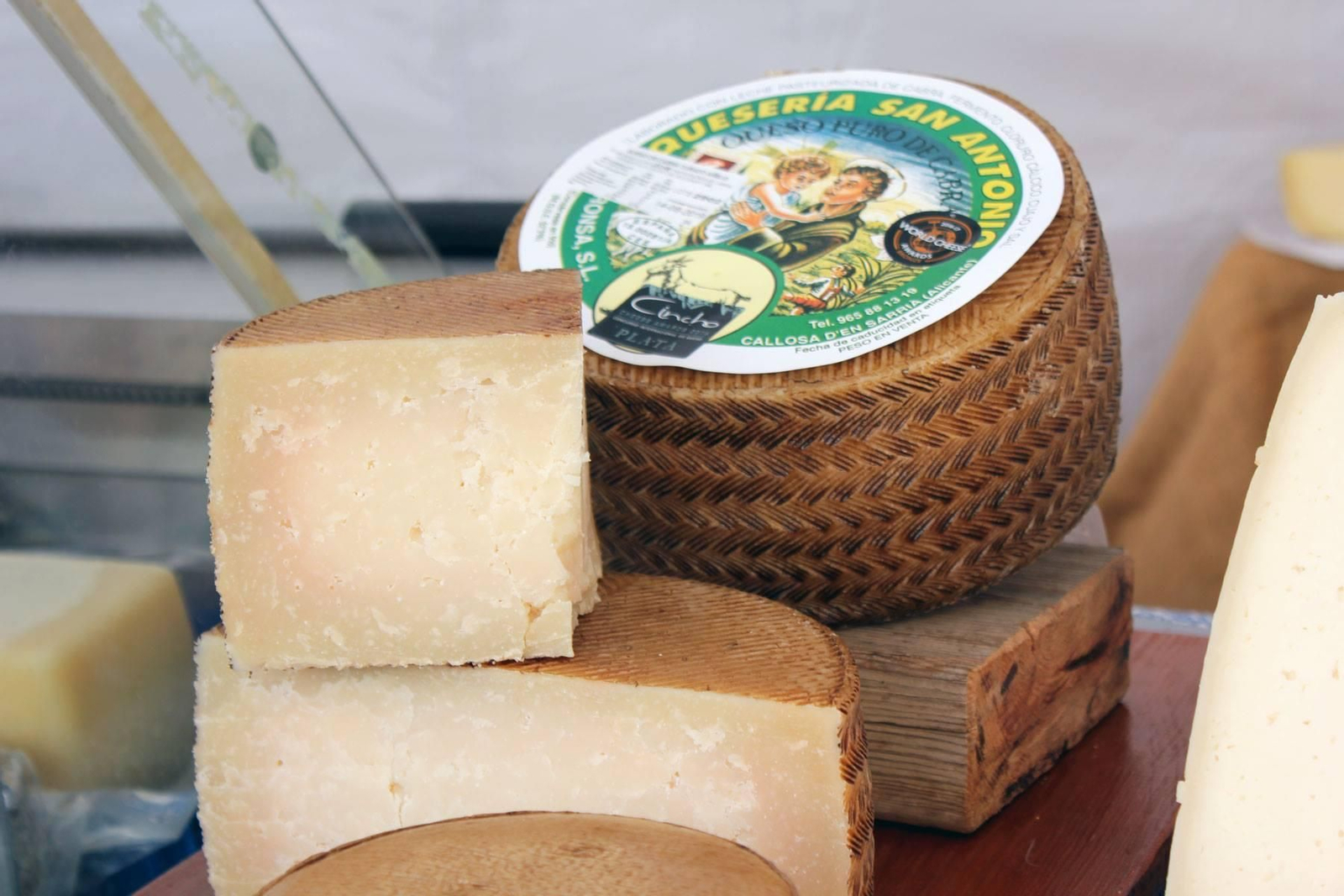 Formatge de cabra pur de la formatgeria San Antonio