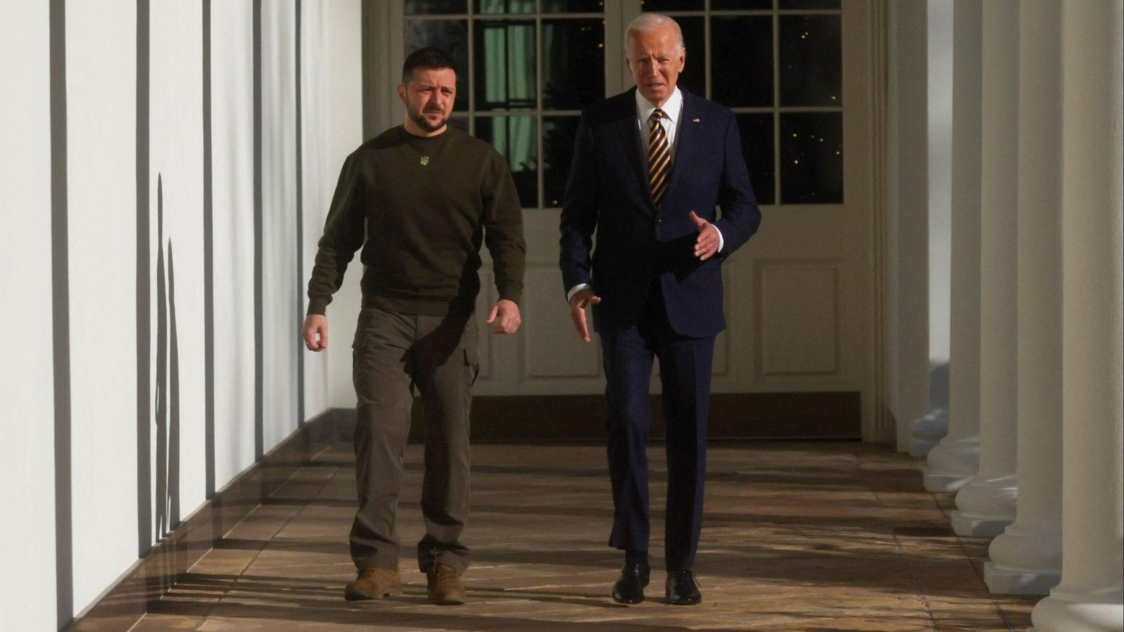 El president d'Ucraïna, Volodímir Zelenski, arriba a la Casa Blanca per a reunir-se amb el president dels EUA, Joe Biden