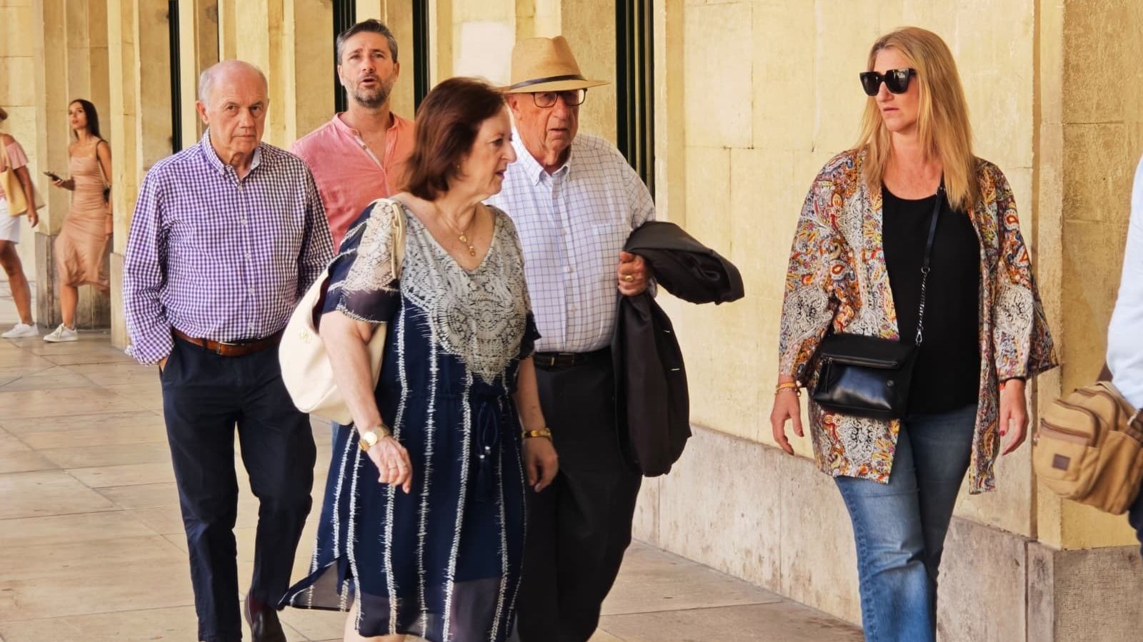 Arribada de Julio de España a l'Audiència d'Alacant
