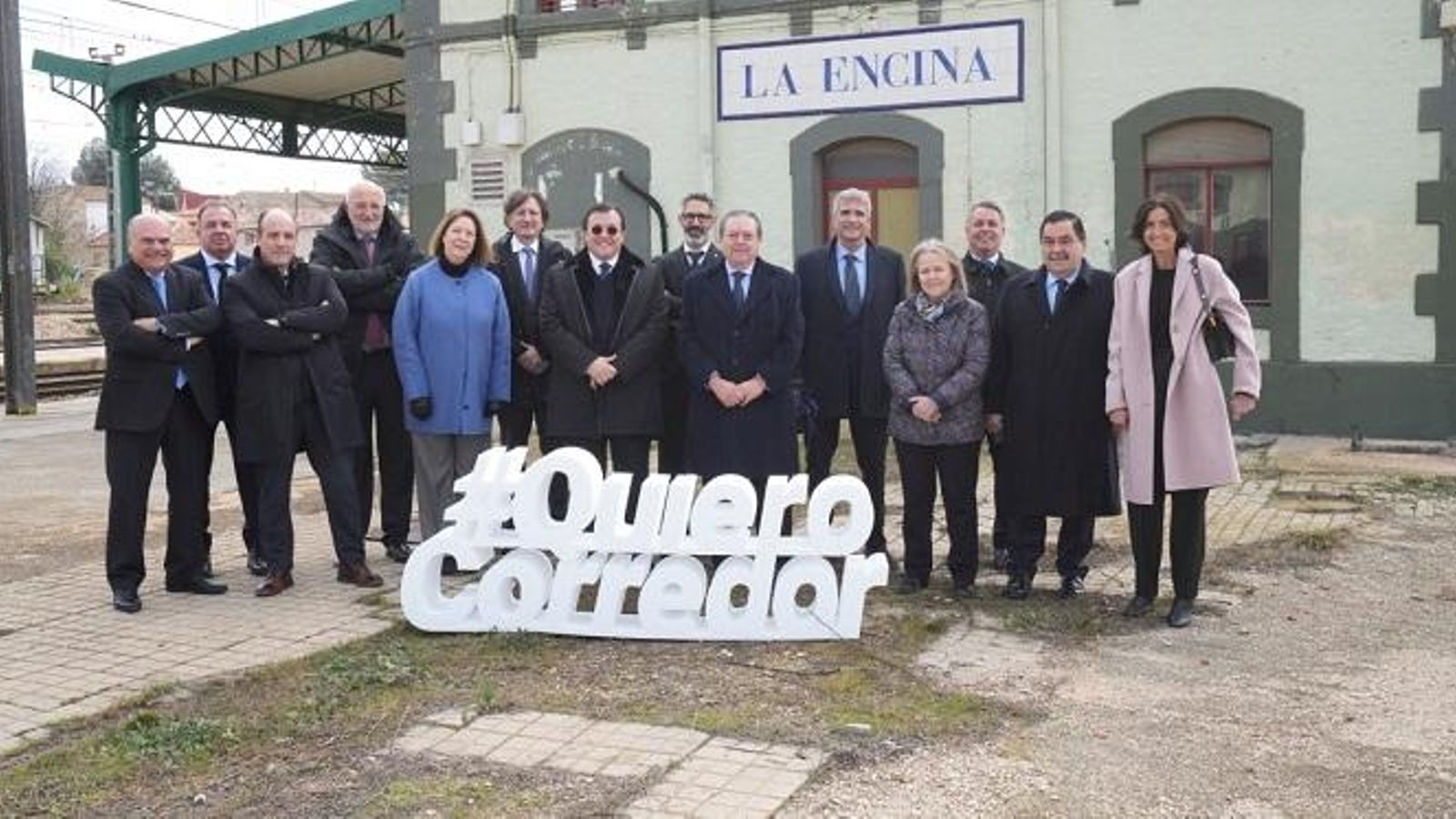 La junta directiva d'AVE, aquest dilluns a l'Alzina