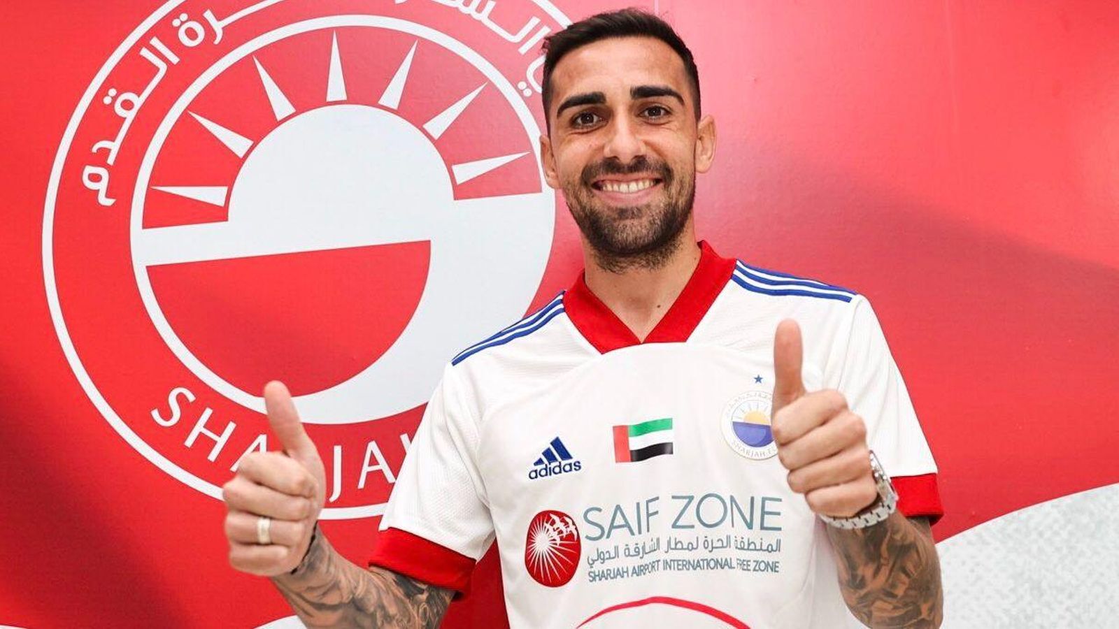 Paco Alcácer, amb la seua nova camiseta