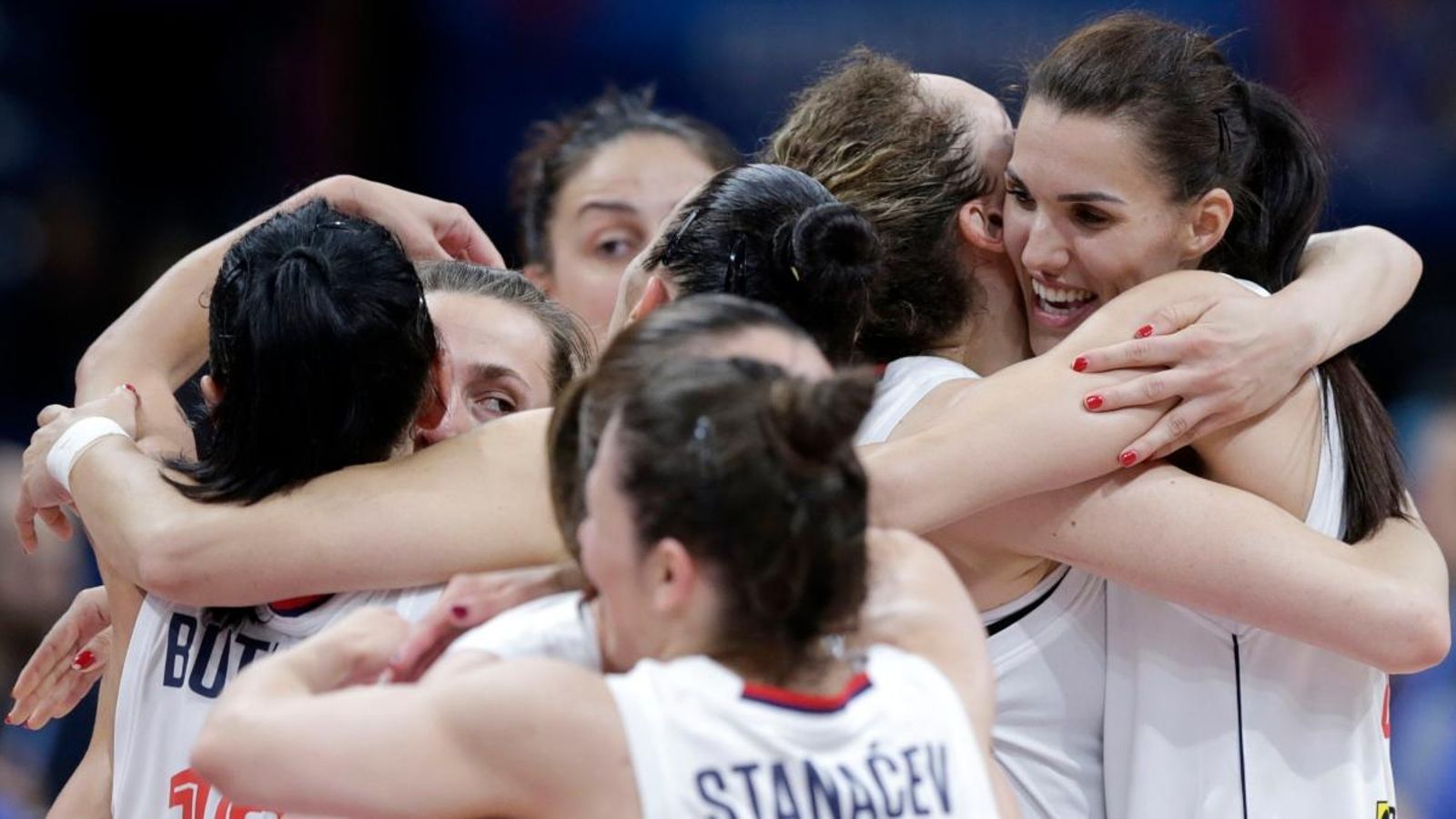Espanya revalida el títol de campiona de l’Eurobasket en véncer França (86-66)