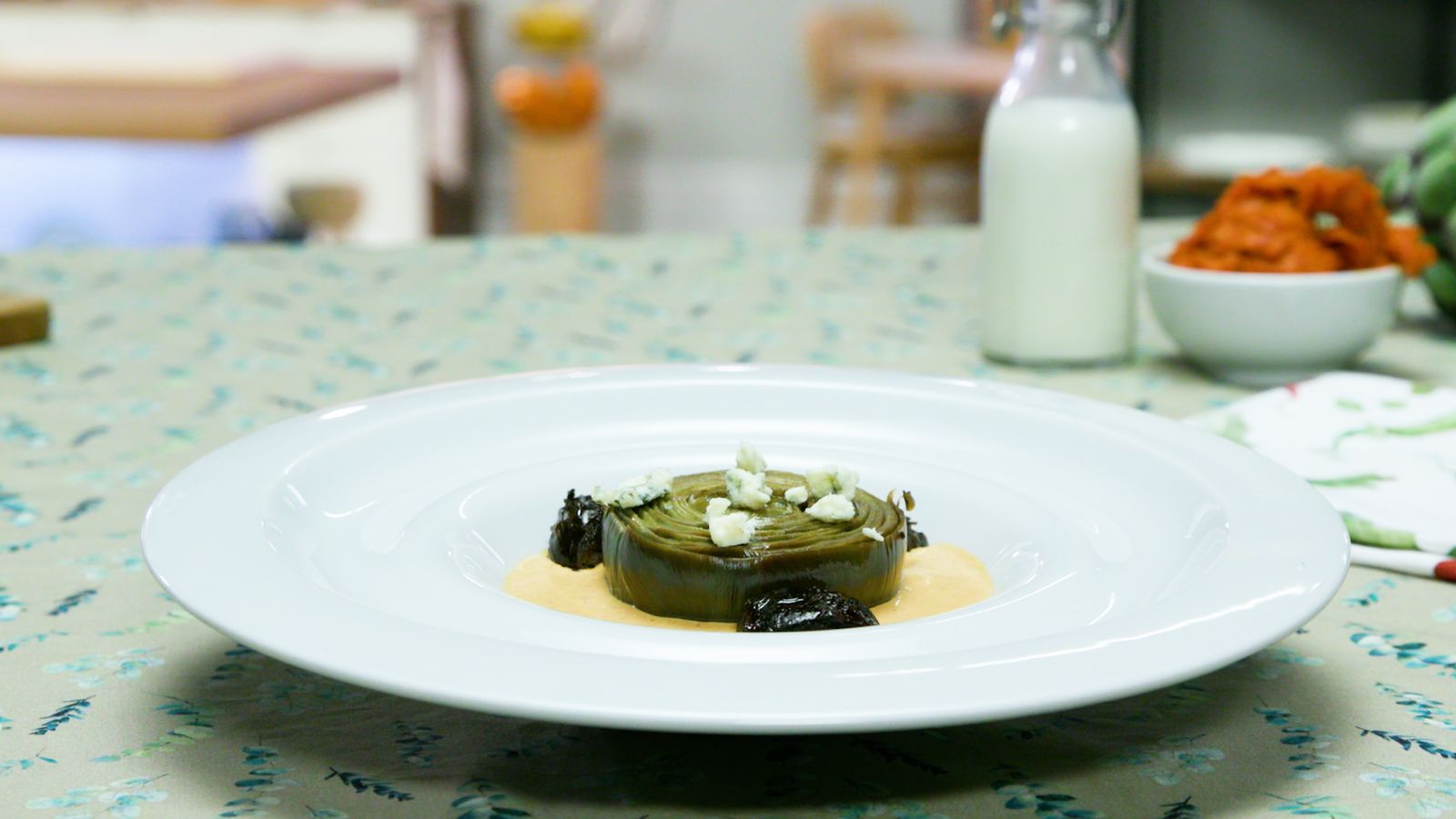 Carxofes confitades amb crema de sobrassada