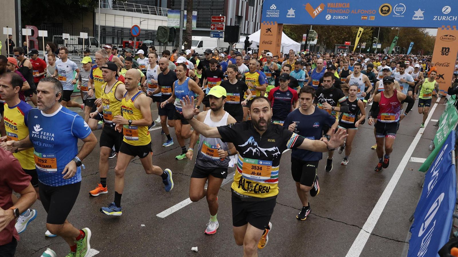 Eixida de la Mitja Marató de València del 2024
