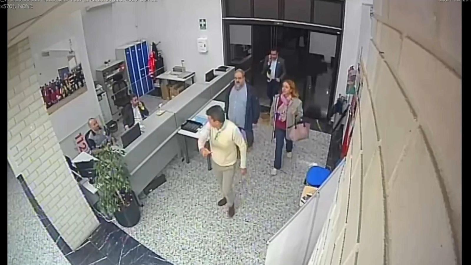 Arribada de Mazón al Cecopi