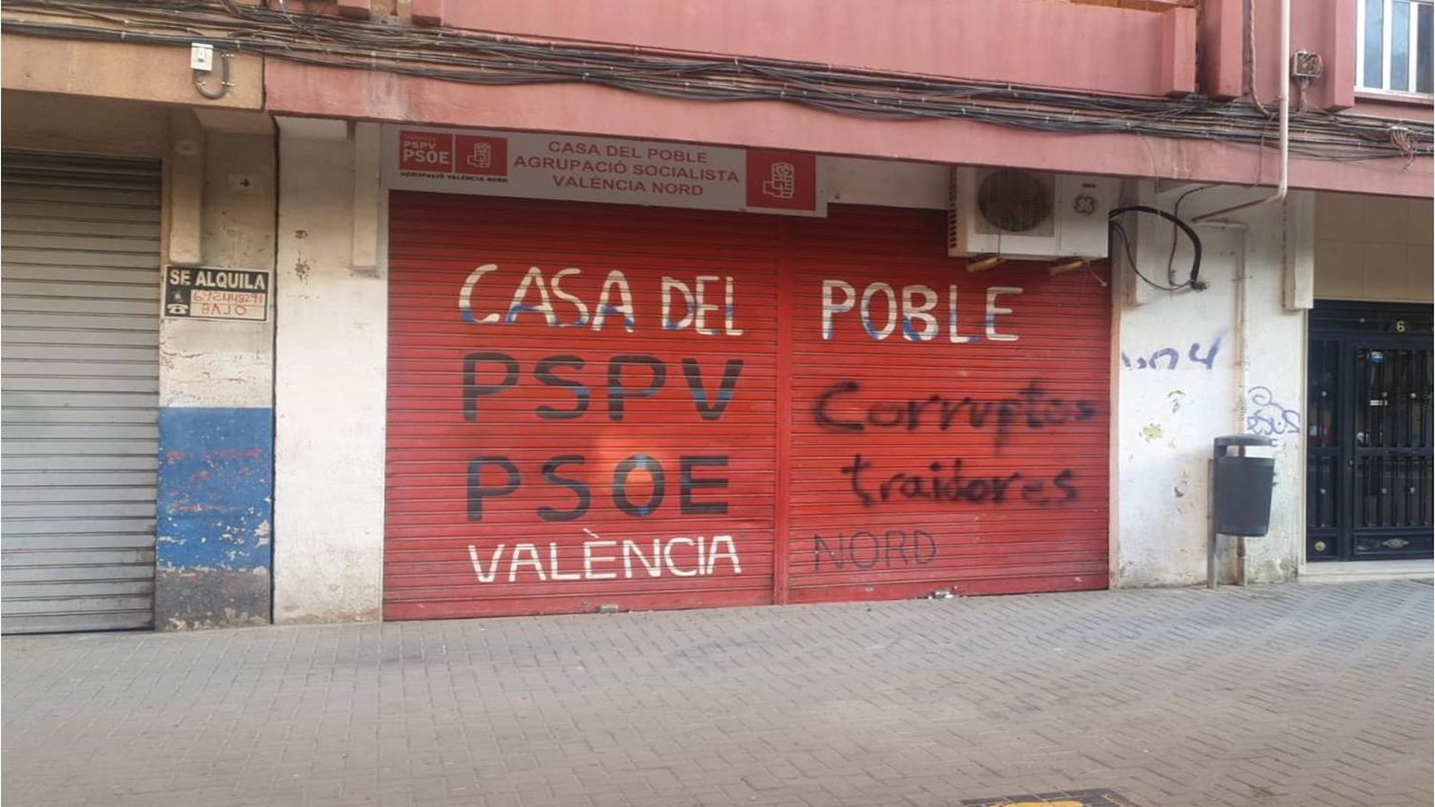 Pintades en la seu de l'agrupació socialista València Nord