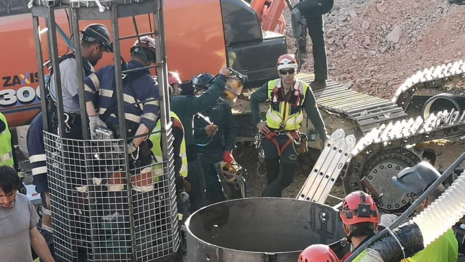Els miners accedeixen al túnel vertical. Alfonso R. Gómez De Celis