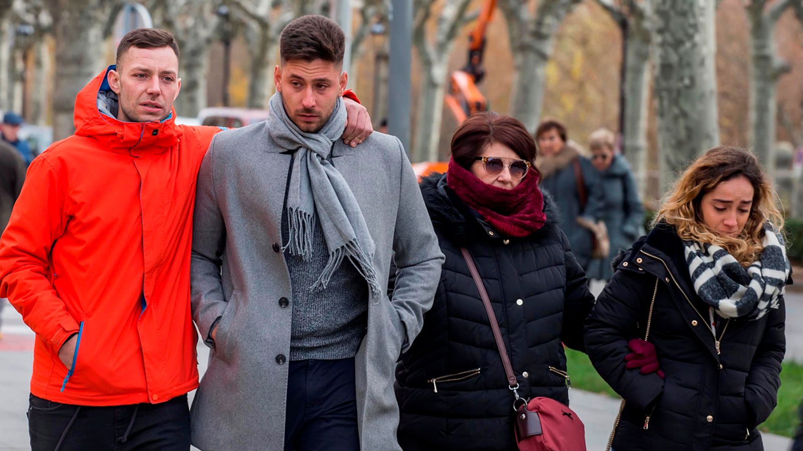 Víctor Rodríguez (centre) camí de l'Audiència Provincial de Burgos