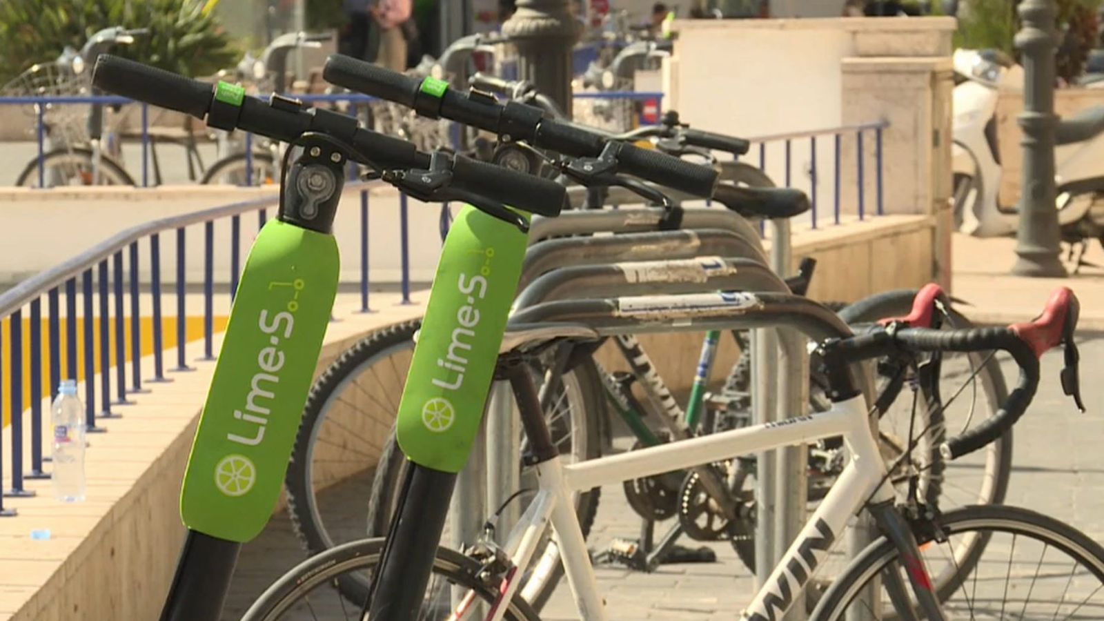 València cobrarà entre 70 i 960 euros l\'any a les empreses de vehicles compartits