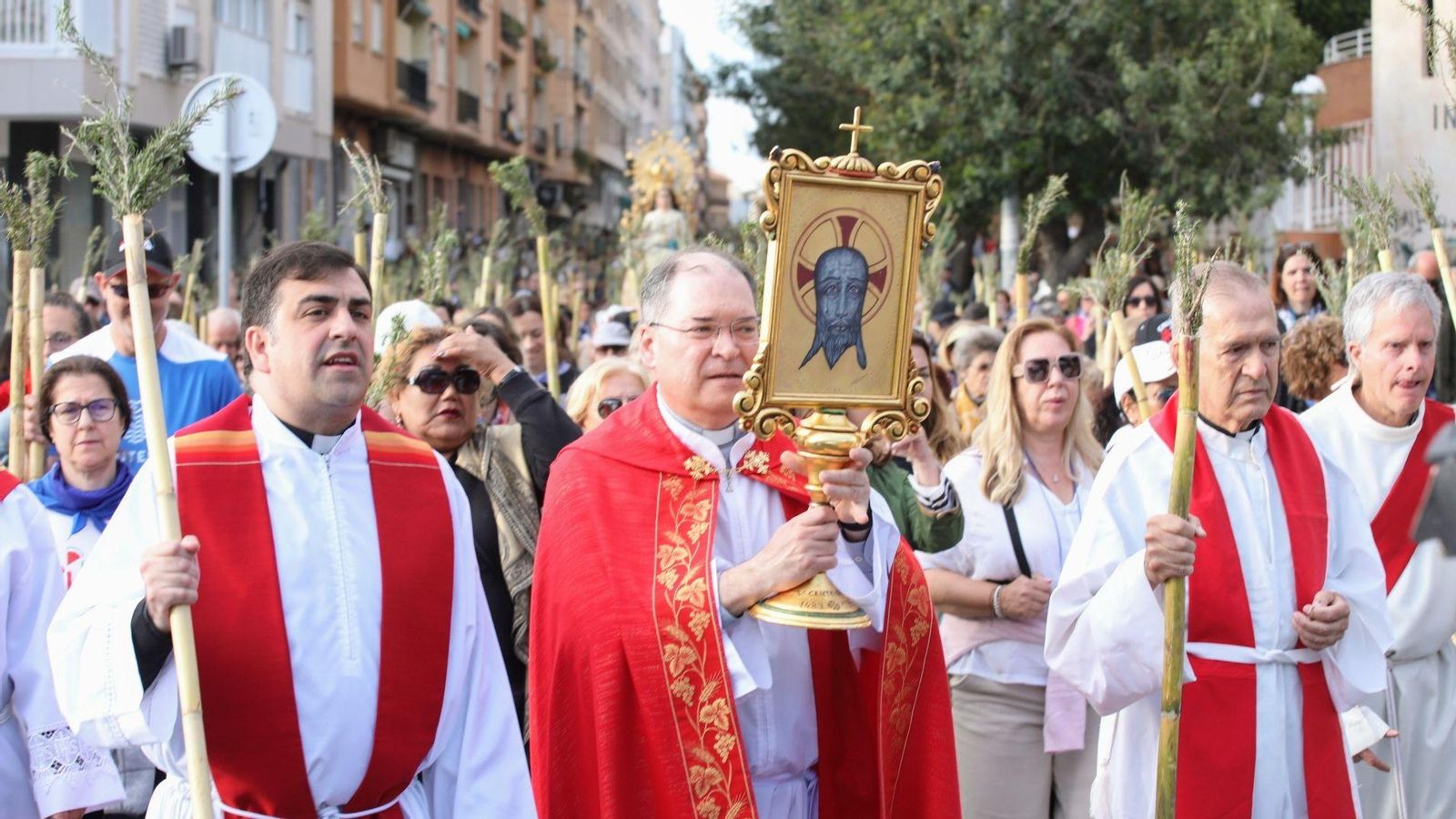 Una imatge de la Santa Faç durant la romeria d'Alacant