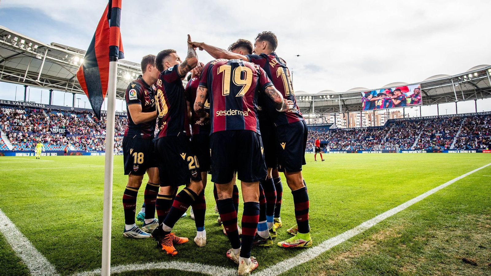 Imatge d'un partit del Llevant a l'estadi Ciutat de València
