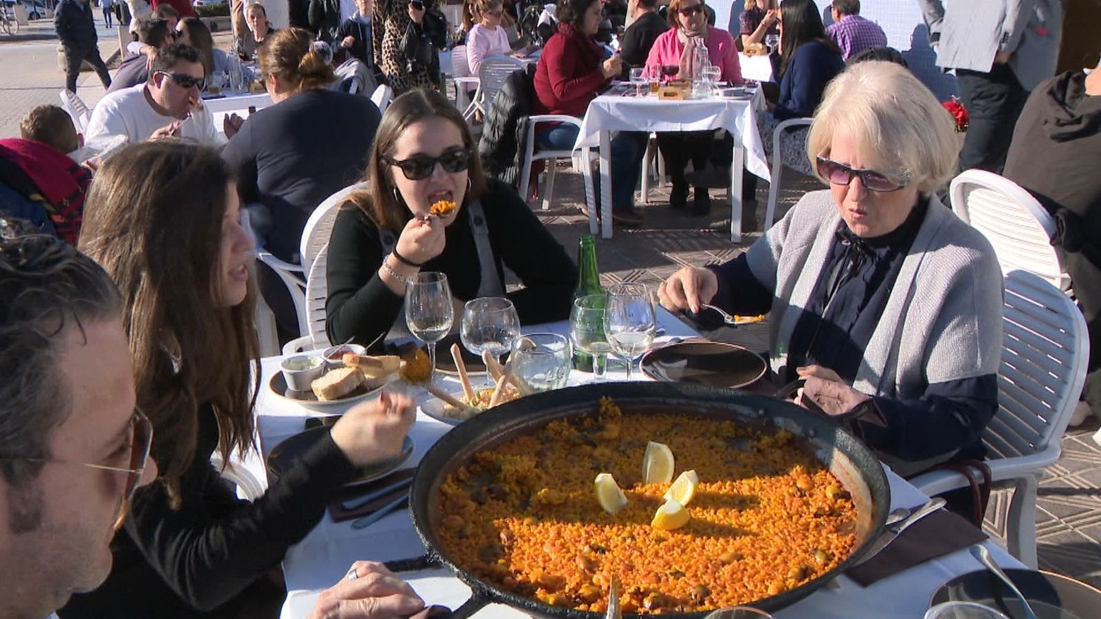 La paella valenciana, declarada bé d'interés cultural immaterial