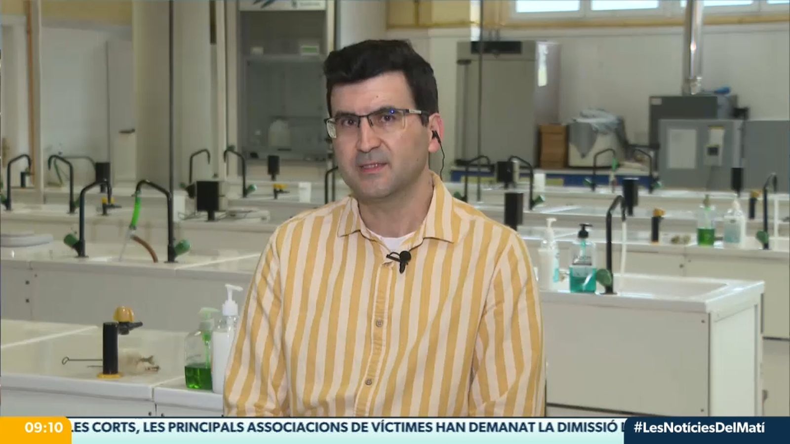 Vicente Martí, l'investigador en química molecular i professor de la UPV, en una entrevista a 'Les notícies del matí'