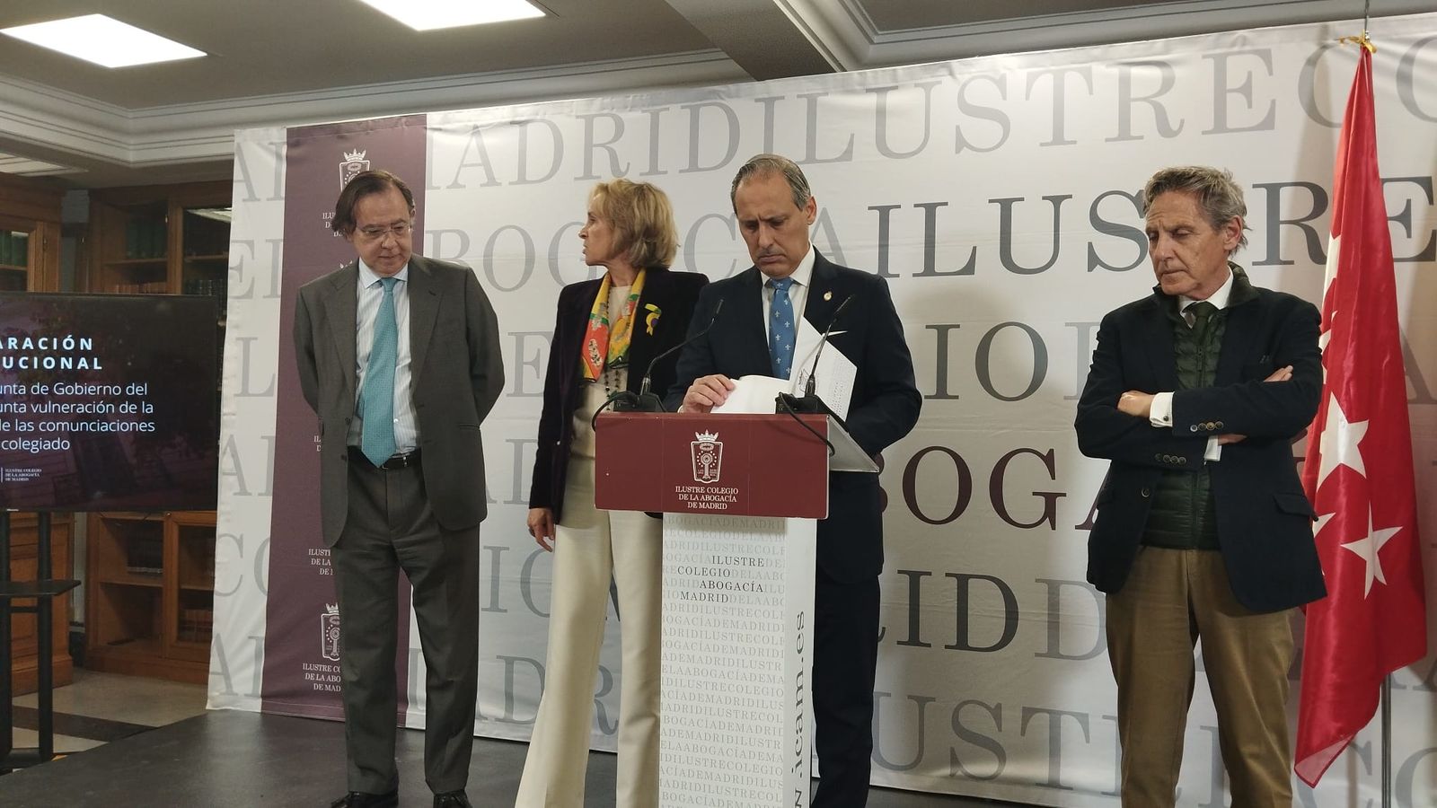 Roda de premsa posterior a la Junta de Govern, on intervé el degà dels advocats madrilenys, Eugenio Ribón