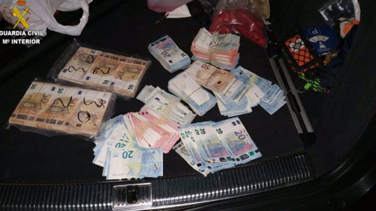 Diners intervinguts en l'operació de Nàquera