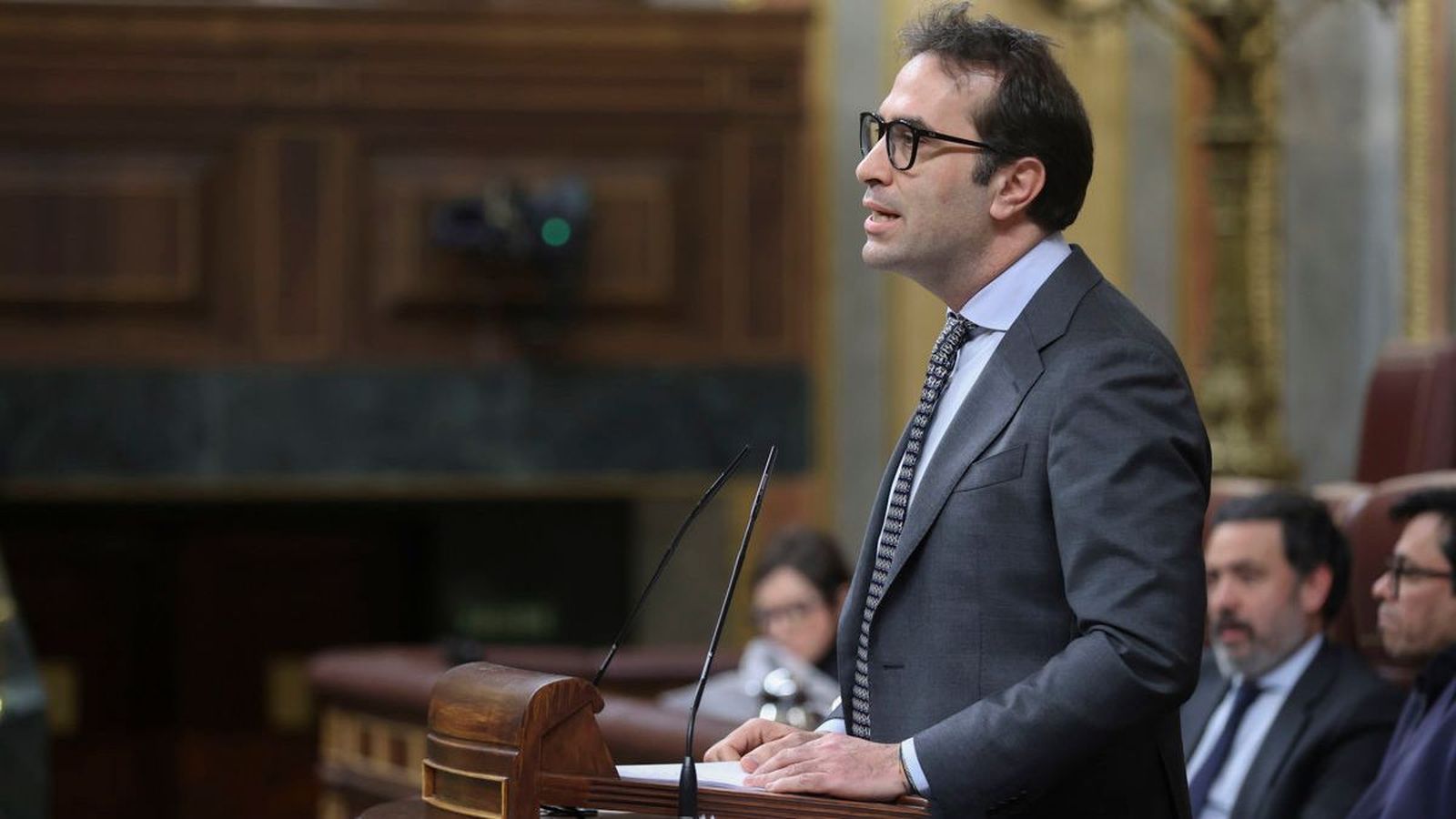 El ministre d'Economia Carlos Cuerpo, durant la defensa del decret al Congrés