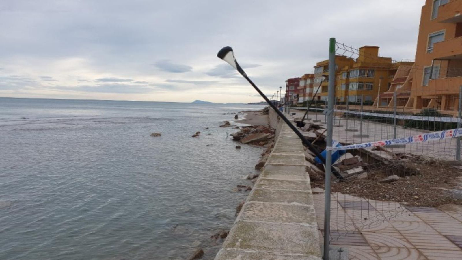 Sueca denuncia la falta d\'ajuda de Costes després del temporal Gloria