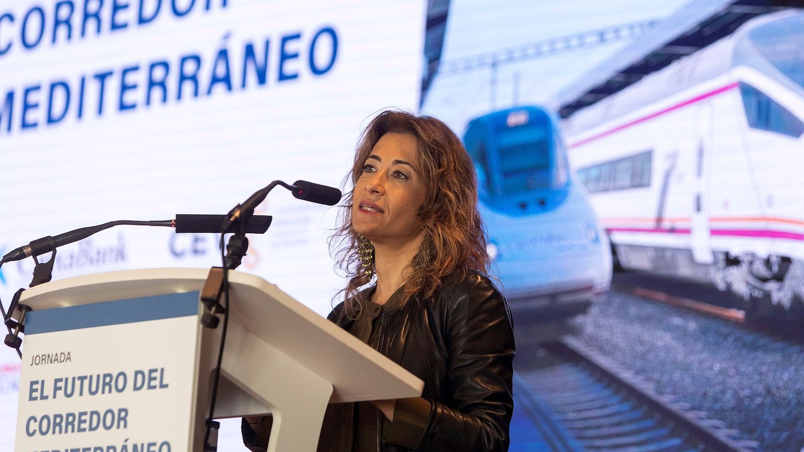 La ministra de Transports i Mobilitat, Raquel Sánchez, durant l'acte a Castelló de la Plana