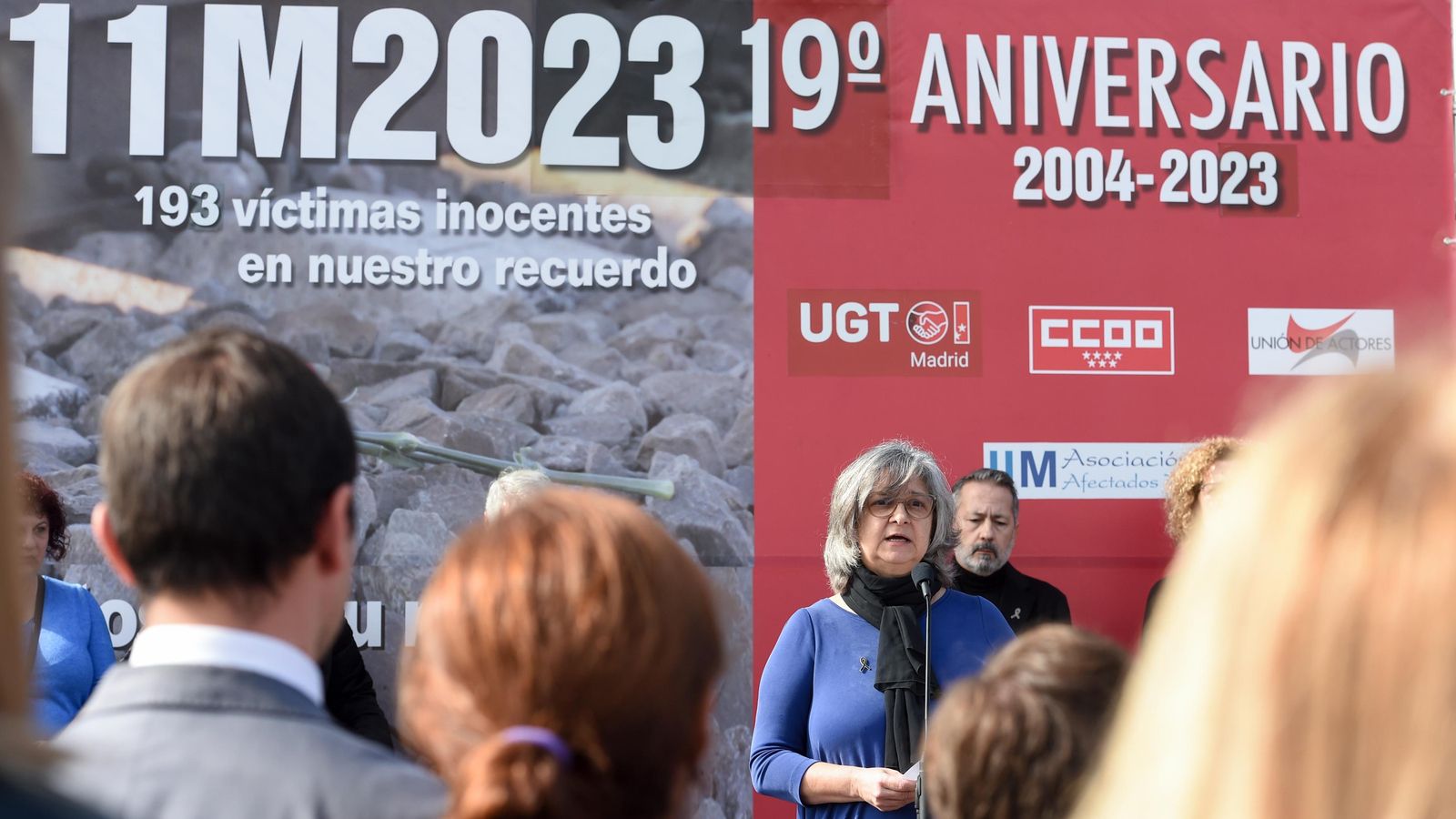 La secretaria general de CCOO, Paloma López, durant l'acte de record a les víctimes de l'11 de març