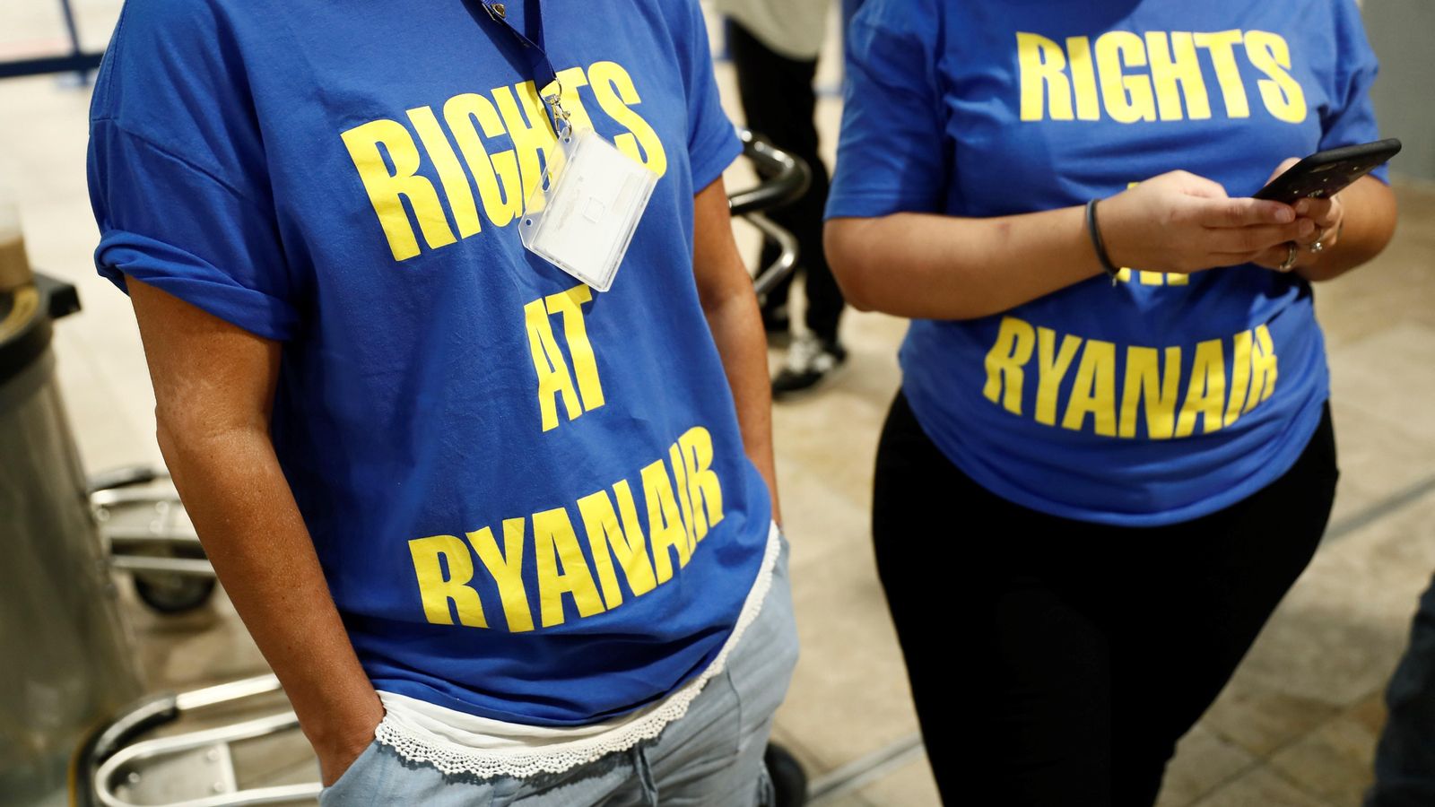 Primera jornada de vaga de tripulants de cabina de Ryanair a Espanya Primera jornada de vaga de tripulants de cabina de Ryanair a Espanya