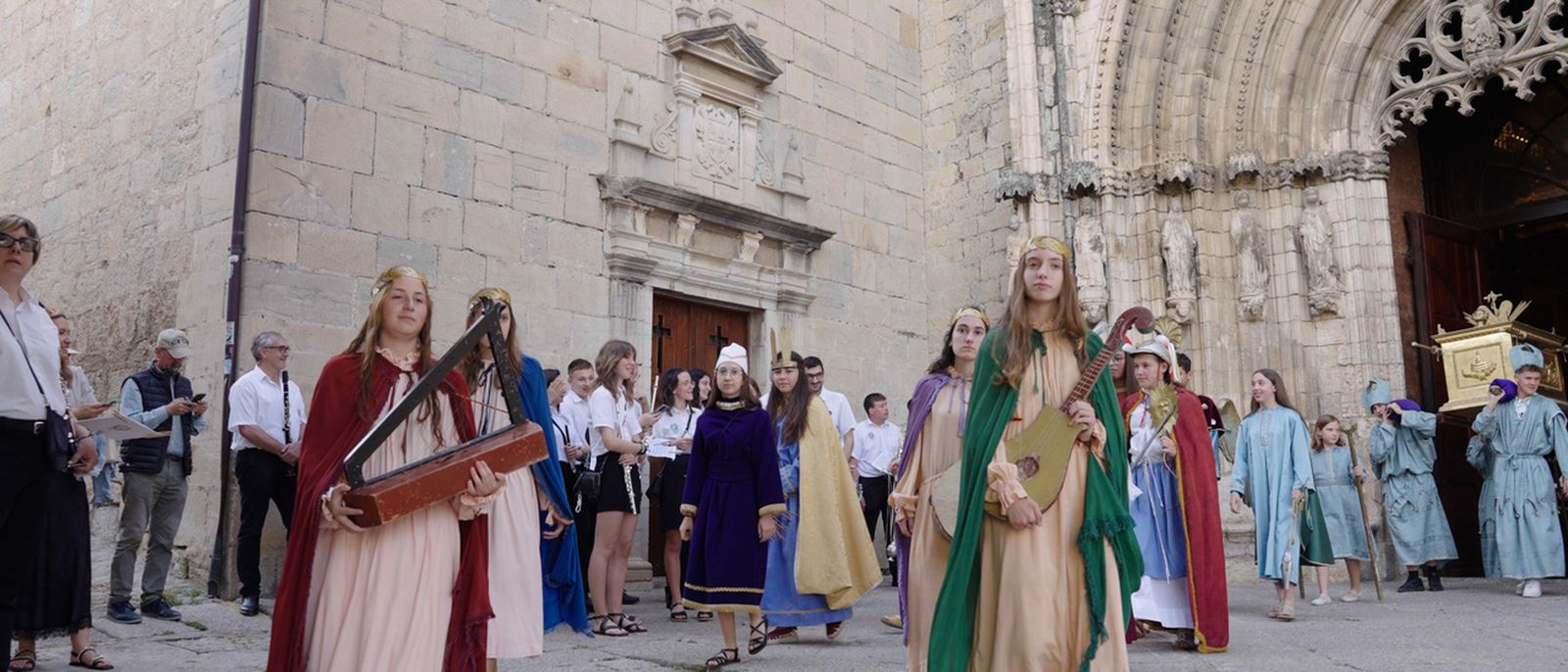 El Corpus Christi de Morella, documentat des de l’any 1358, conserva danses, personatges i rituals que han passat de generació en generació durant quasi set segles