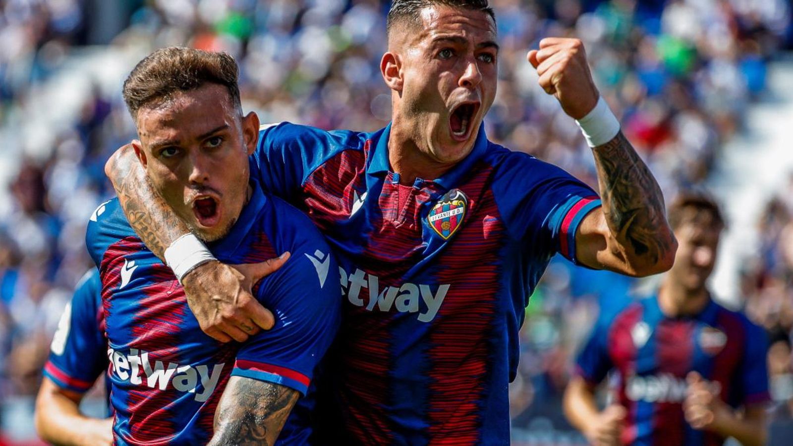 Els jugadors del Llevant Roger Martí i Sergio León