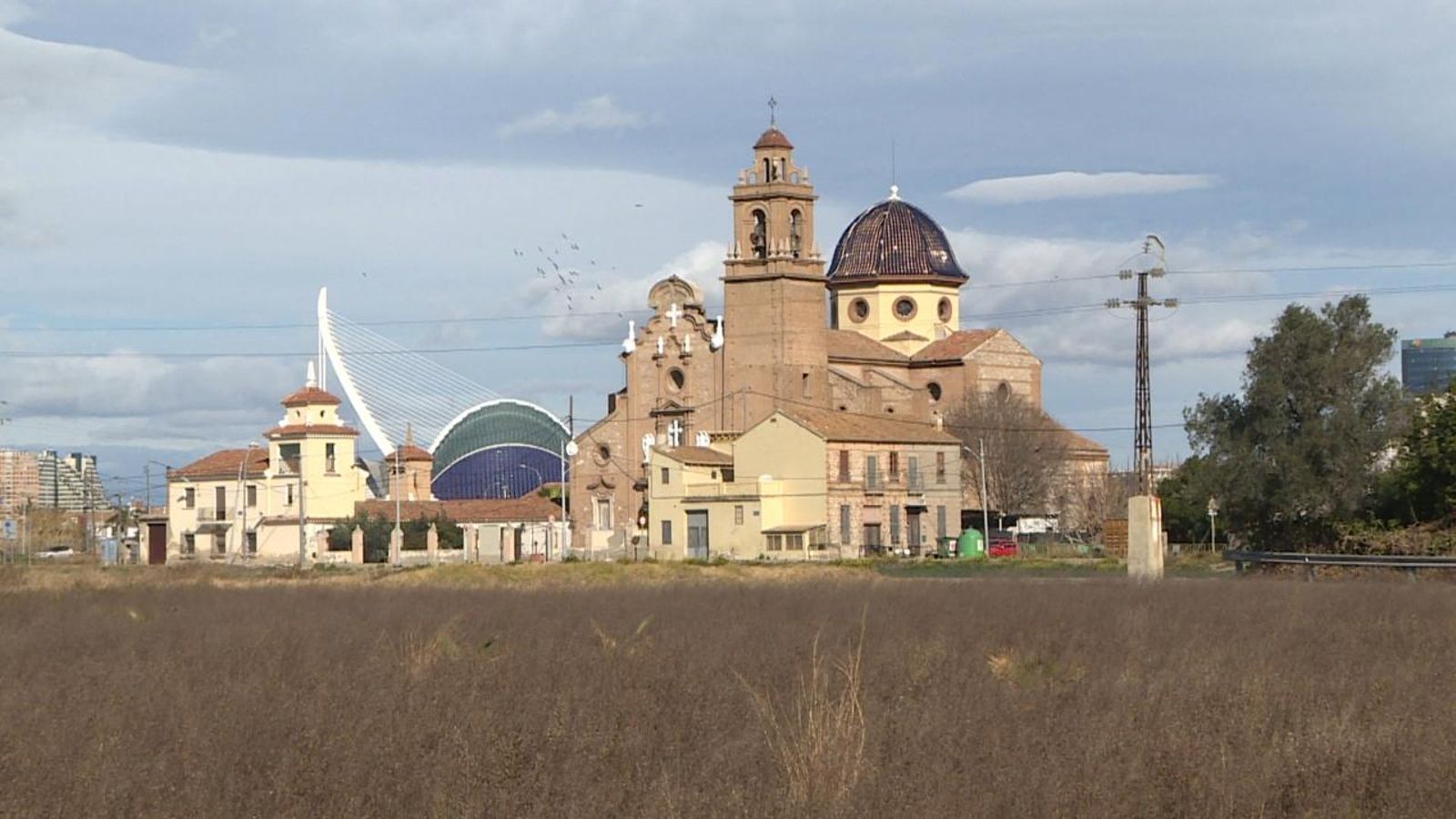El veïnat de La Punta de València denuncia inseguretat i abandonament