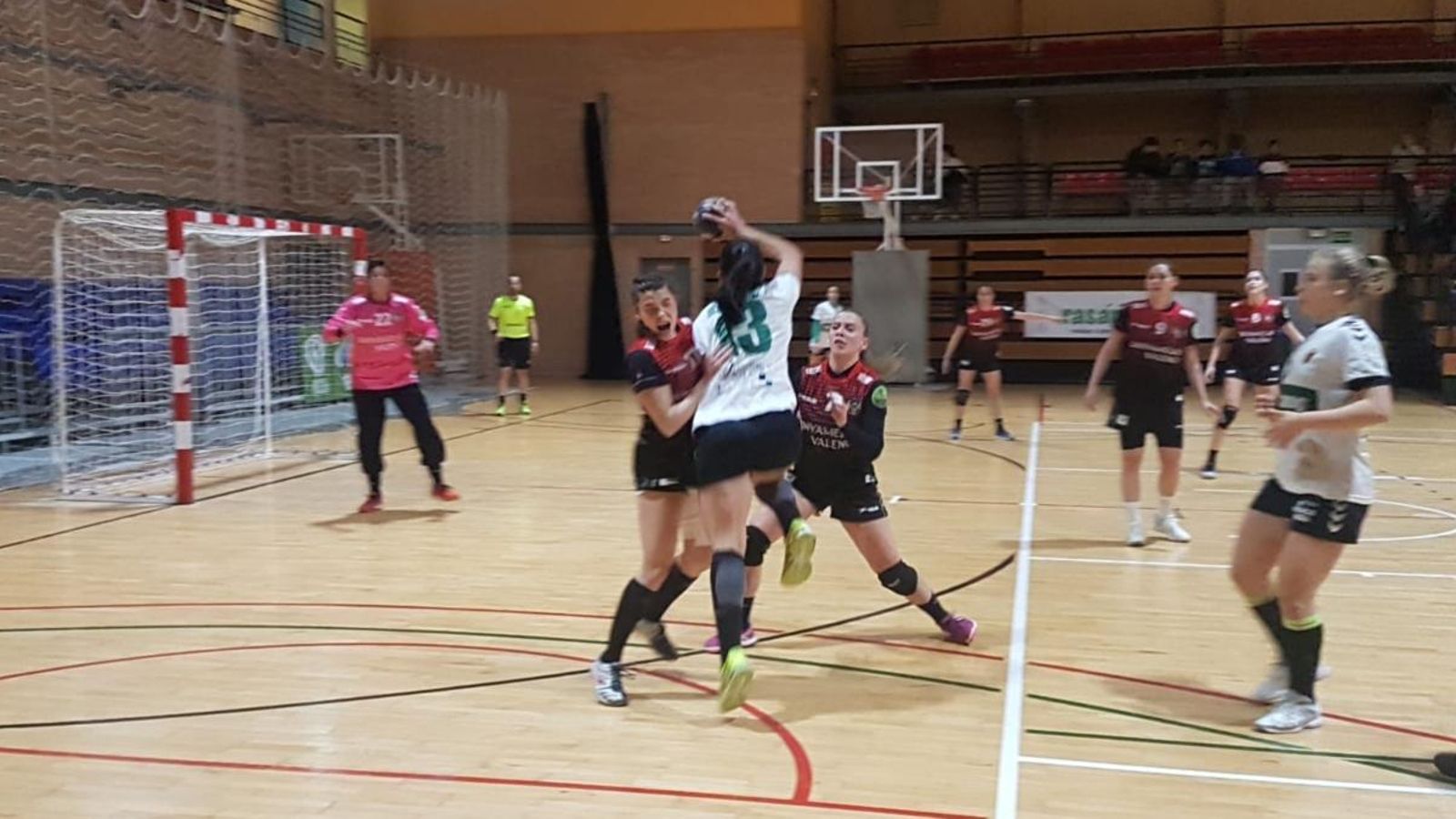 Intensitat en el partit Canyamelar-Elx Mustang