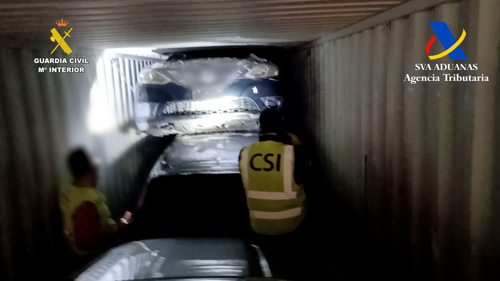 El cotxes robats als Estats Units estaven dins de contenidors al port de València