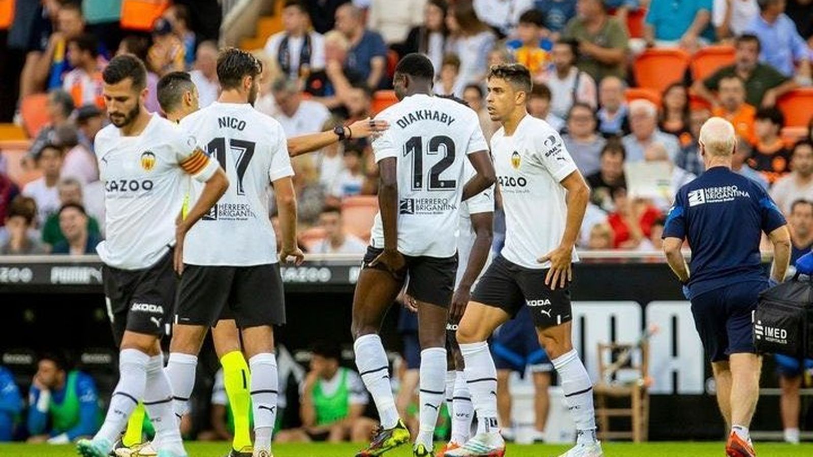 Diakhaby es va retirar lesionat del partit contra el Mallorca