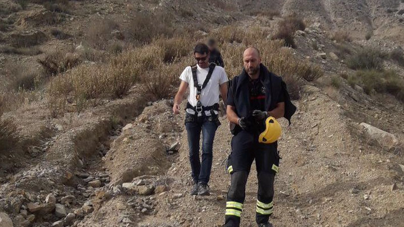 Els rescatats arriben al punt de comandament