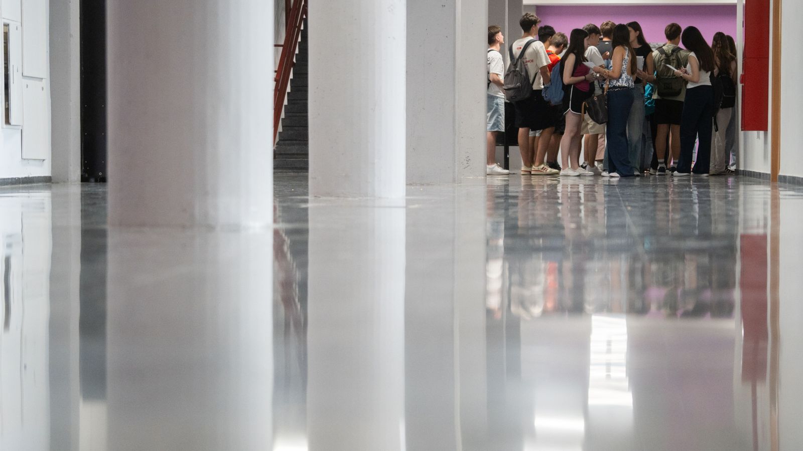 El protocol que prepara Educació aspira a acabar amb les agressions al professorat