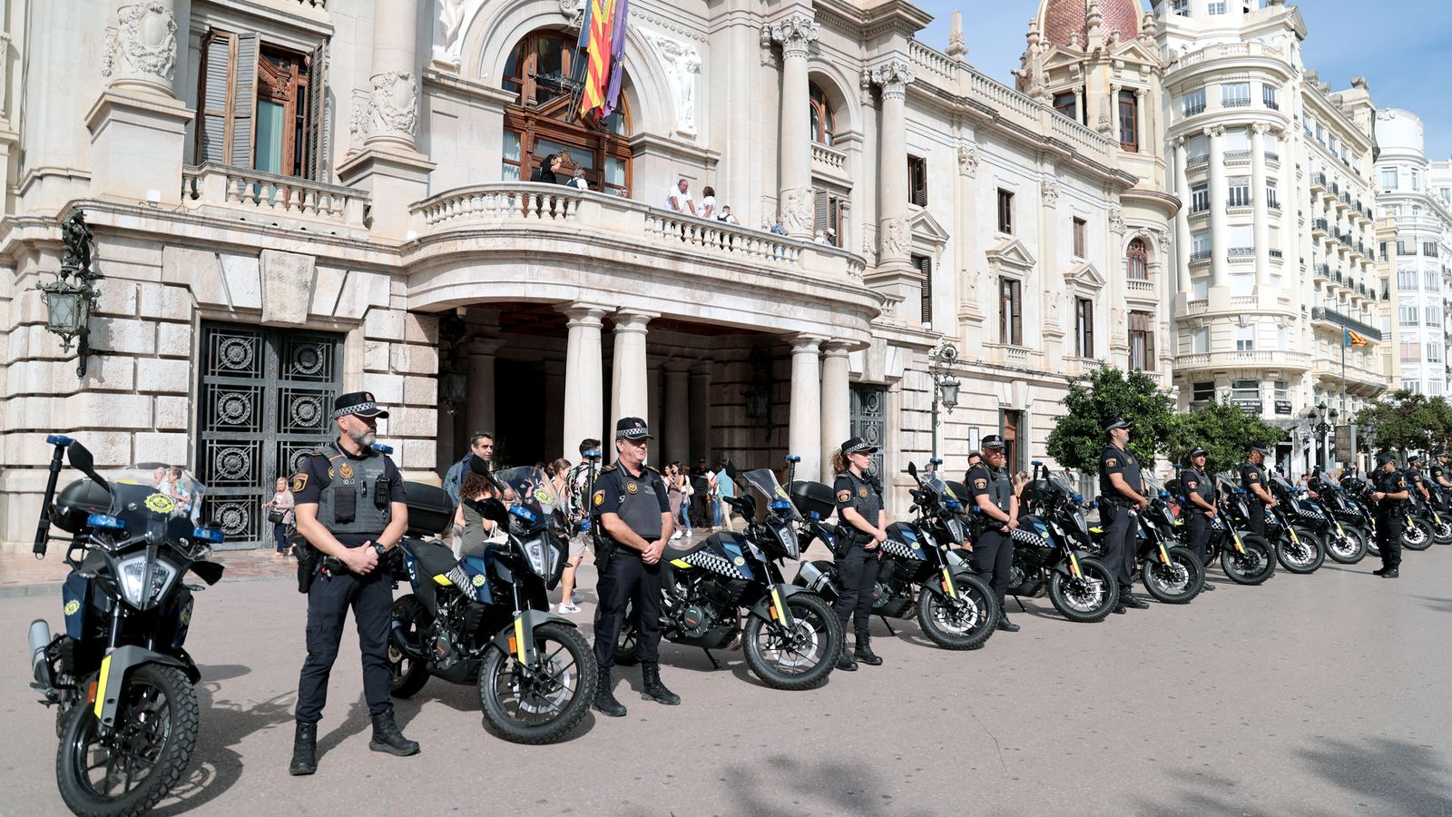 L'Ajuntament de València adquireix 15 noves motocicletes per a millorar l'operativitat i seguretat de la Policia Local
