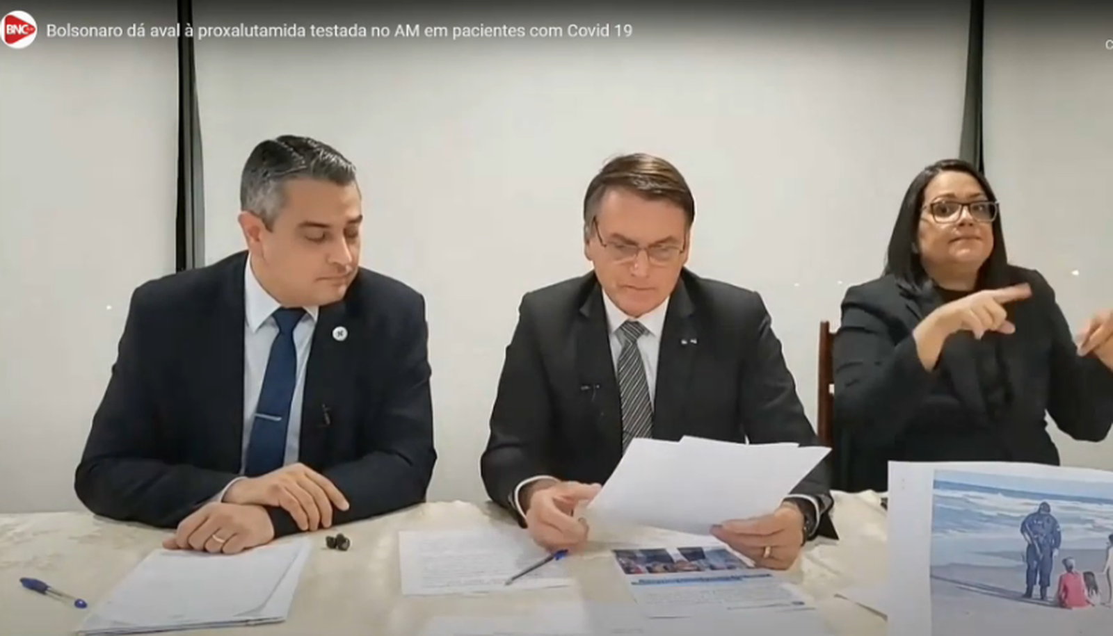 Recoltzament públic del president Bolsonaro