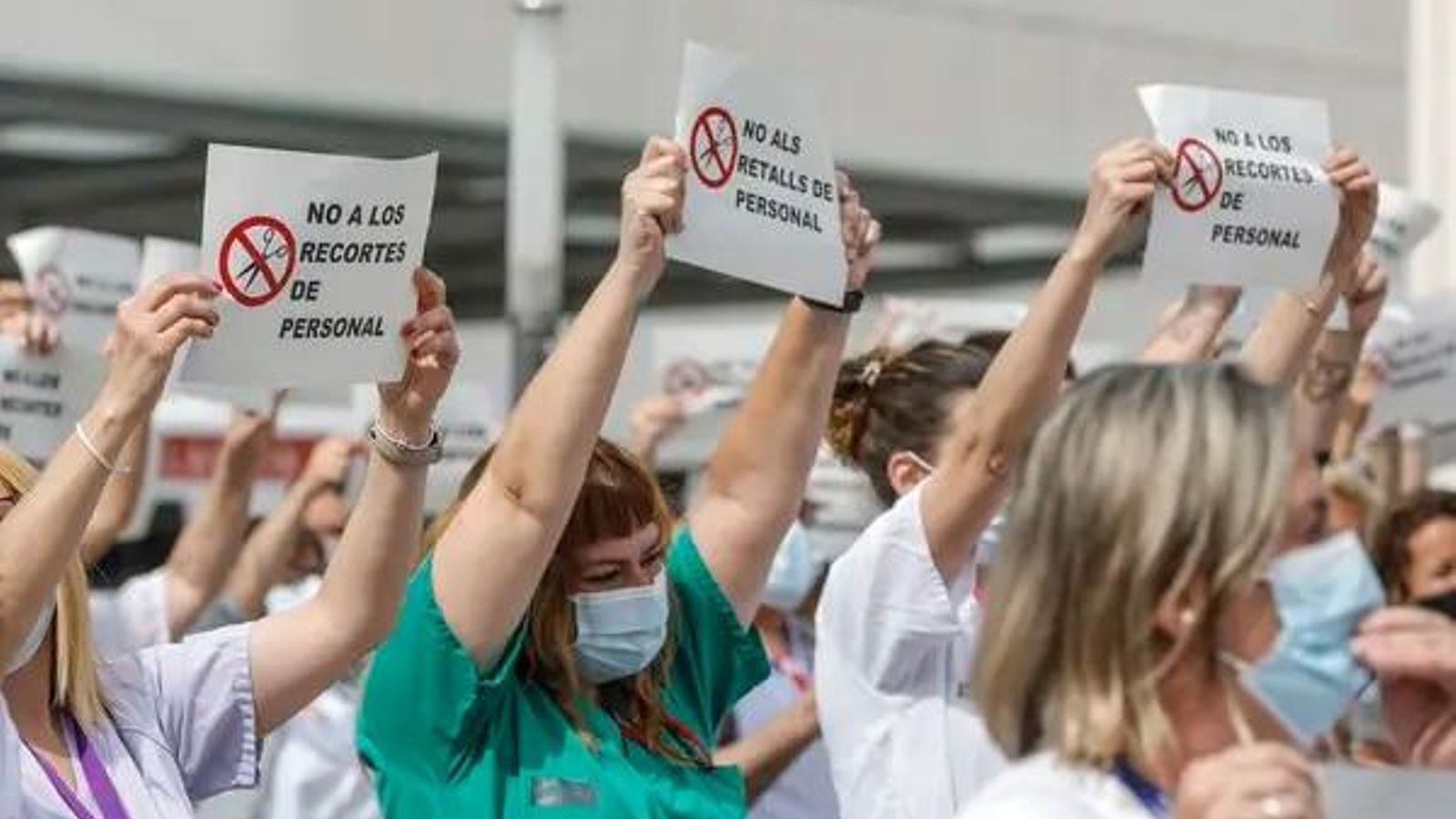 Imatge d'arxiu d'una protesta de personal de la Fe contra la finalització dels contractes de reforç per la covid-19