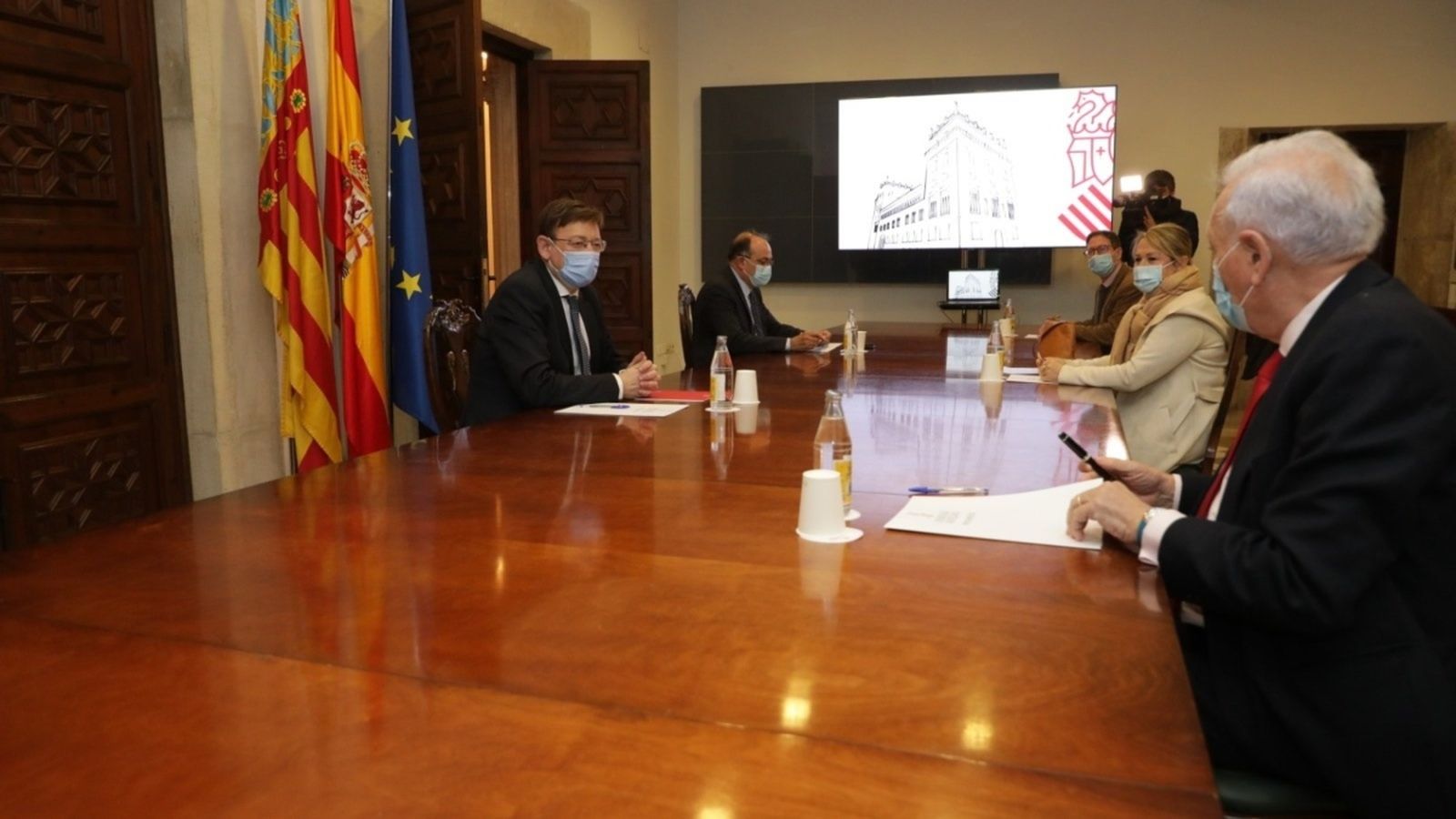 Puig s'ha reunit aquest dilluns amb representants valencians de l'Europarlament per a analitzar el nou escenari que obri l'eixida del Regne Unit