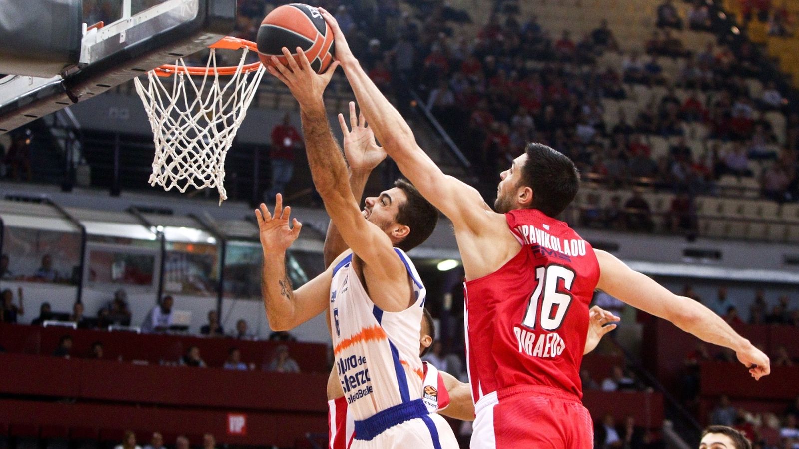 Abalde entra a cistella