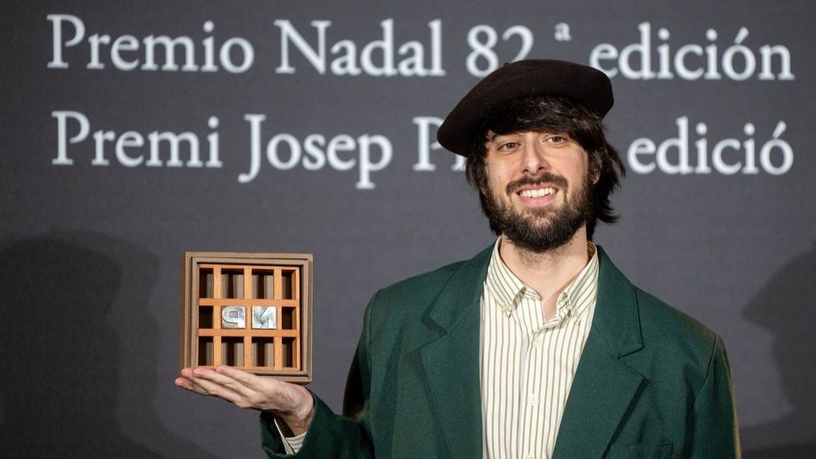 David Uclés guanya el Premi Nadal