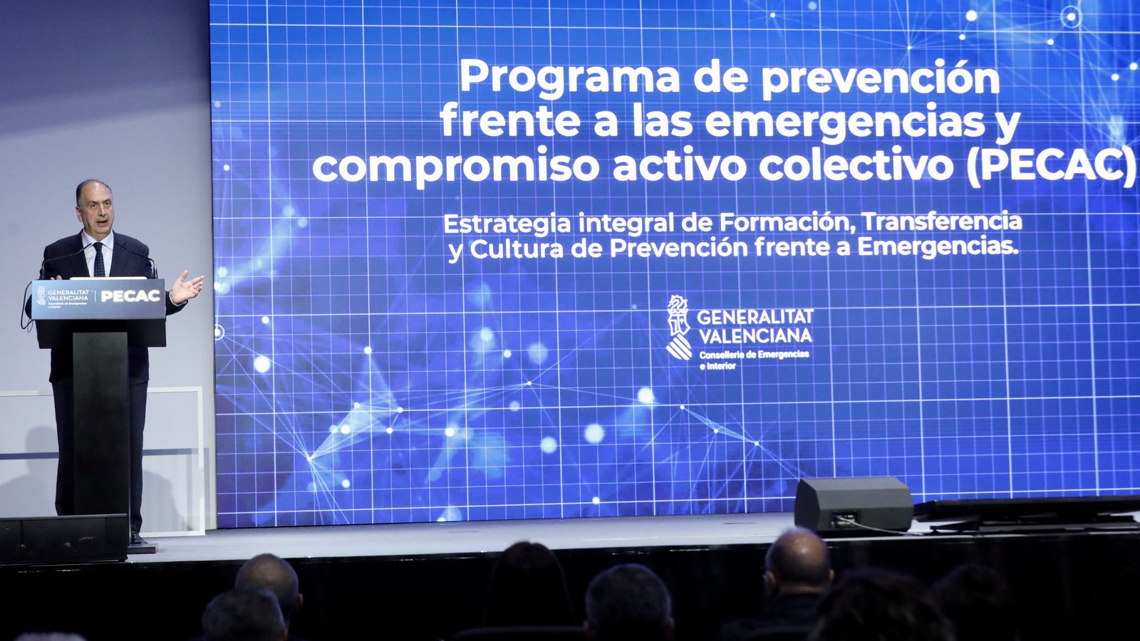 El conseller d'Emergències, Juan Carlos Valderrama, durant la presentació del programa este dimarts