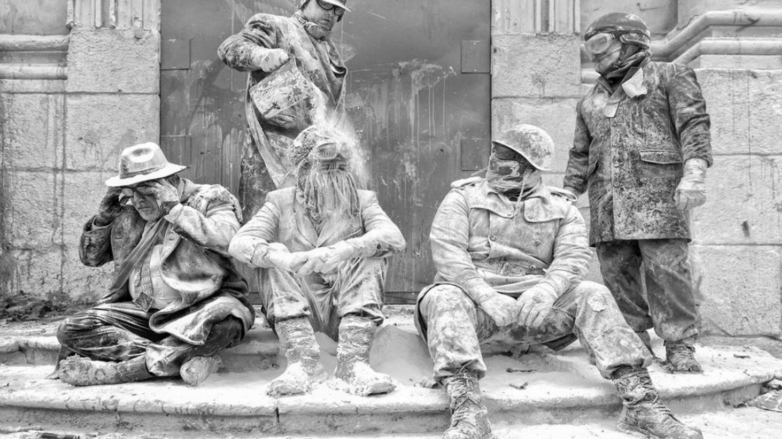 La festa dels Enfarinats d'IBI, la que ens pinta de farina i ou el dia dels Innocents.