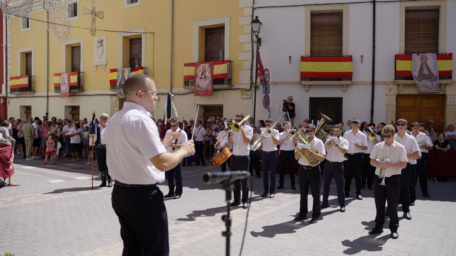 Un dels actes més importants de les festes és l'Arranc de les Bandes, i 'Terra de festes' no s'ho ha perdut