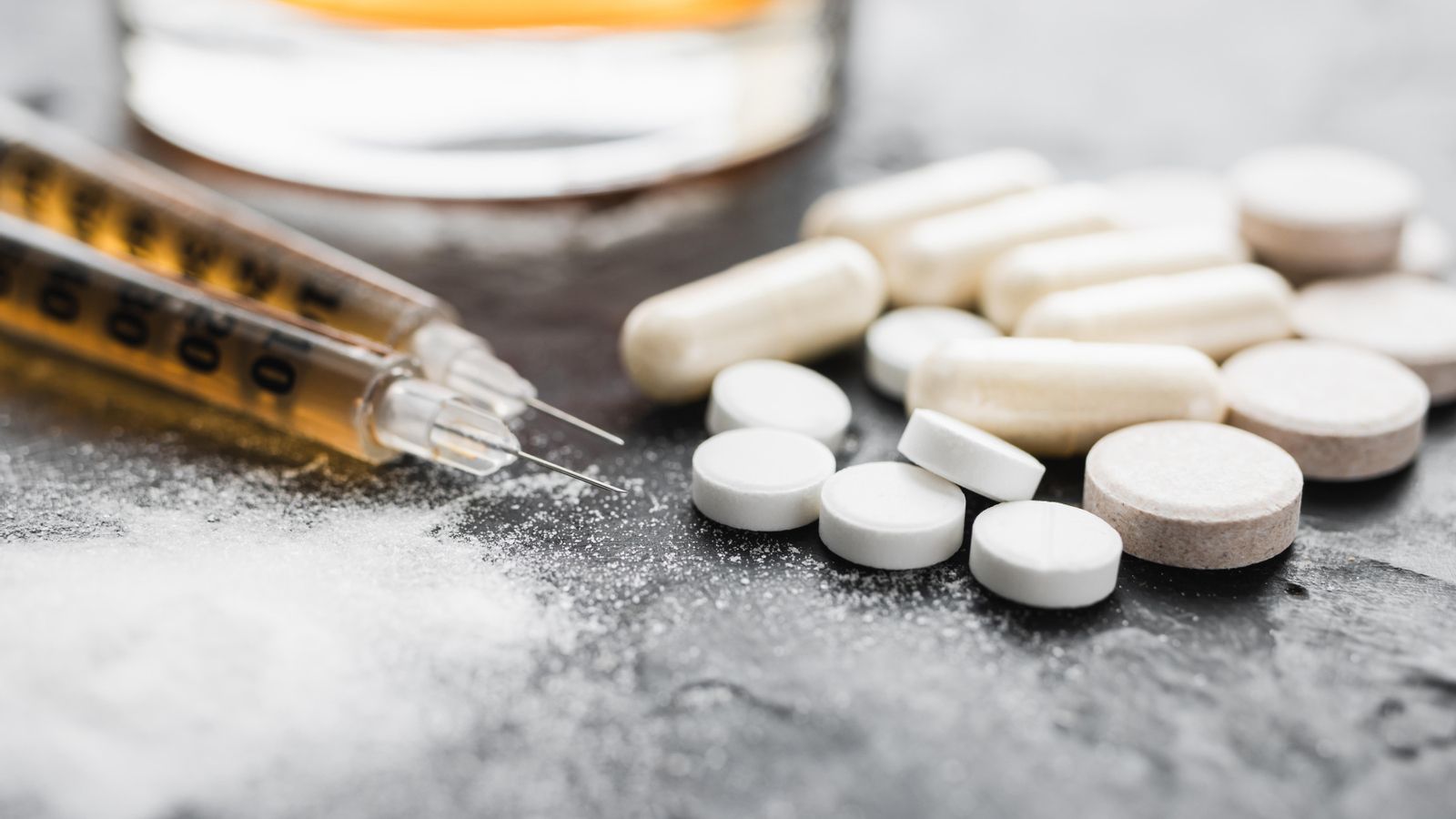 Diverses drogues en una imatge d'arxiu