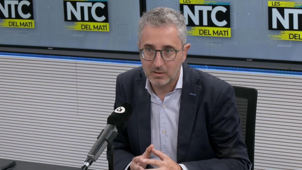 ARCADI ESPAÑA