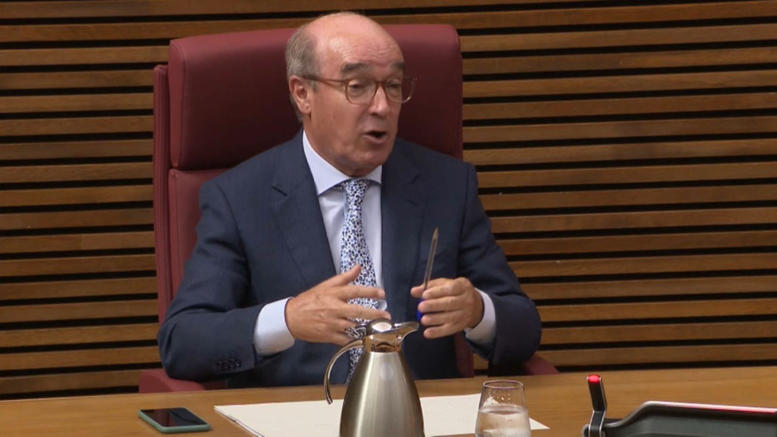 Els hotelers demanen una reducció temporal de l’IVA, modificar les taxes aeroportuàries o reduir la distància de seguretat