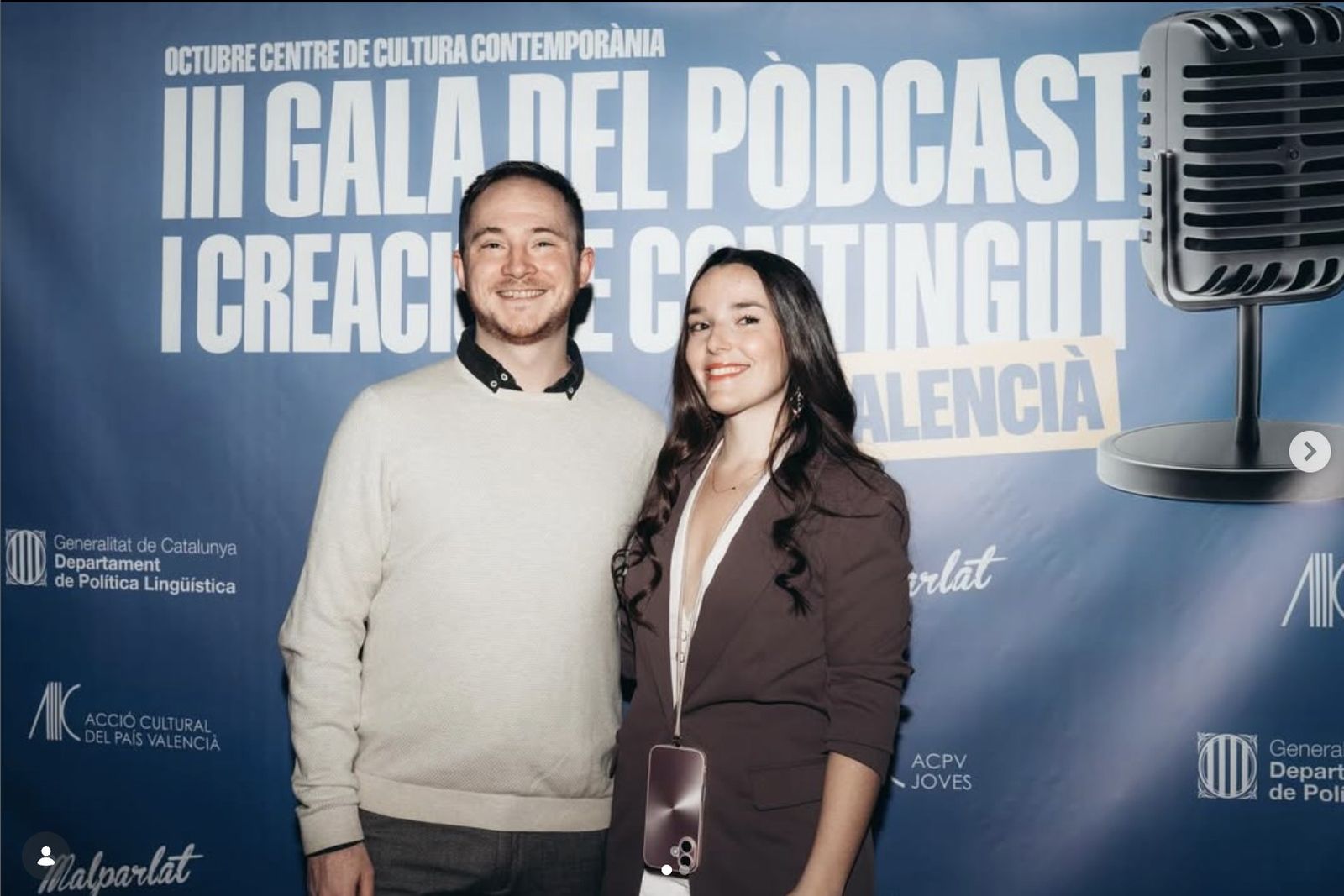 Kevin amb una amiga