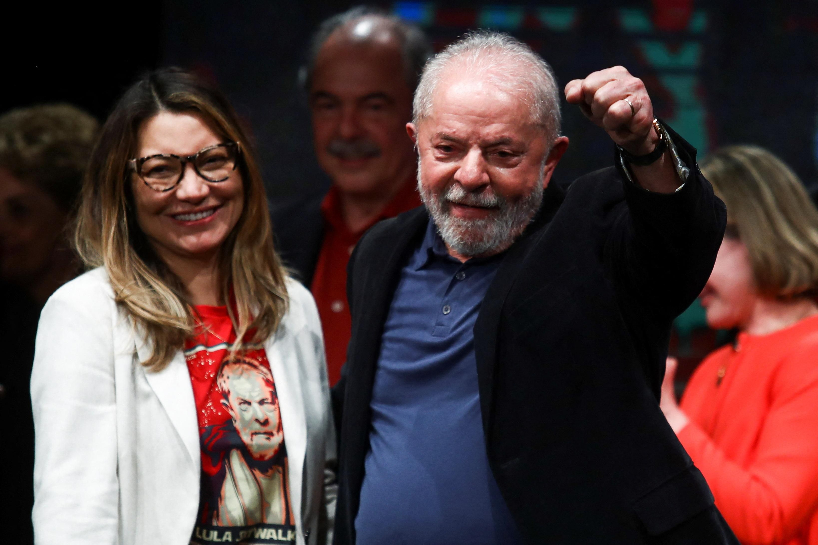 El candidat Lula da Silva, aquest diumenge junt amb la seua dona